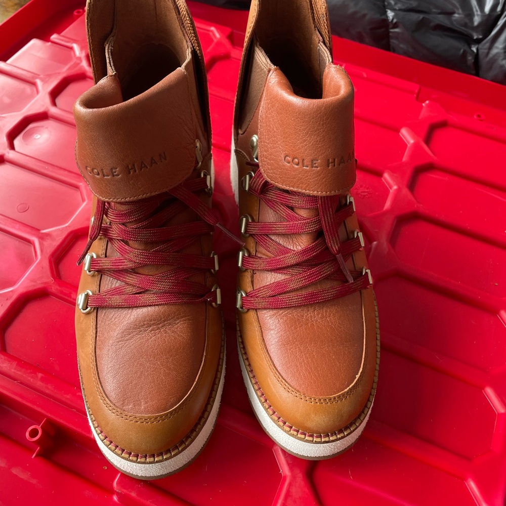 Cole Haan women’s Brown Leather Boots